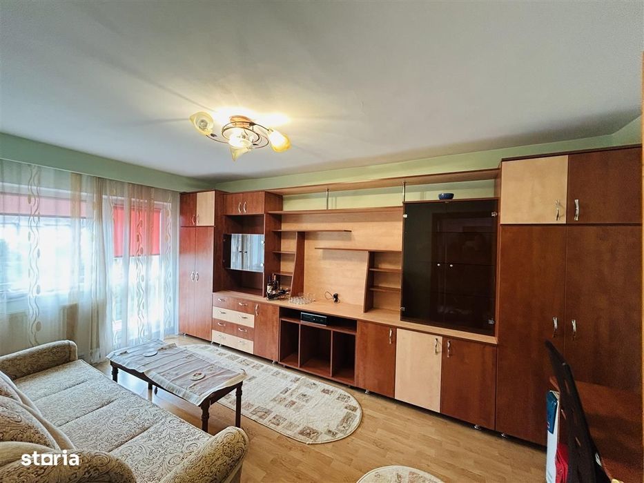 Ap 3 camere, ingrijit, decomandat, 2 balcoane, pivnita - Valea Aurie