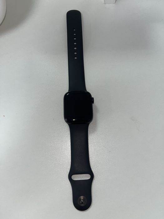 Apple Watch 8 серия, 41 мм