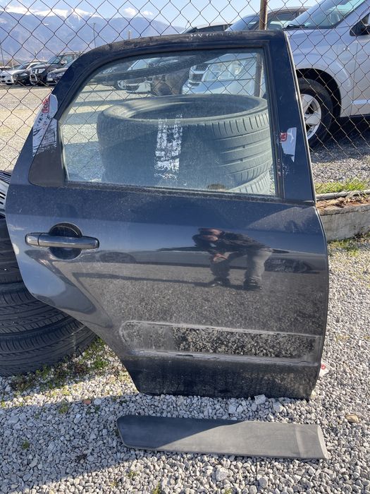 Врата (задна дасна врата) за Suzuki SX-4 / Fiat Sedici