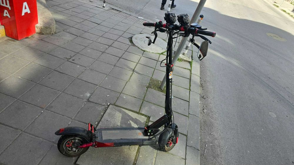 Електрическа тротинетка KUGOO KIRIN M4 Pro