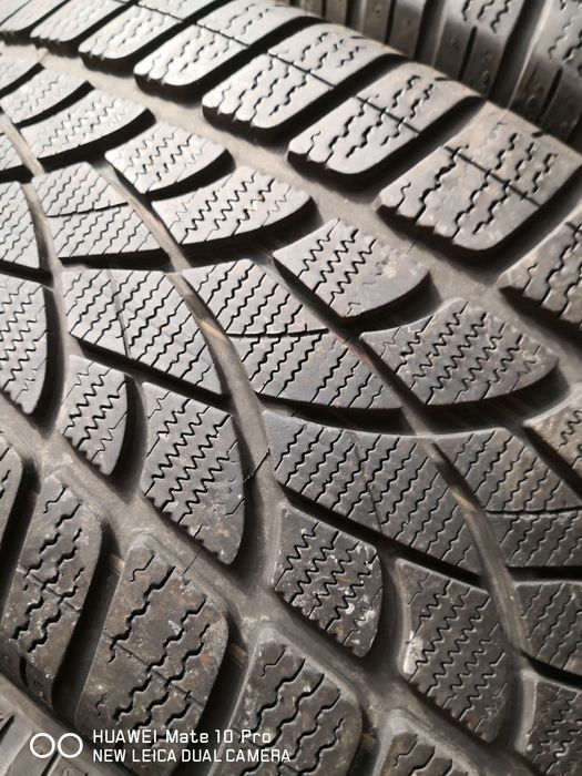 245 45 19 гуми dunlop 19 цола гуми