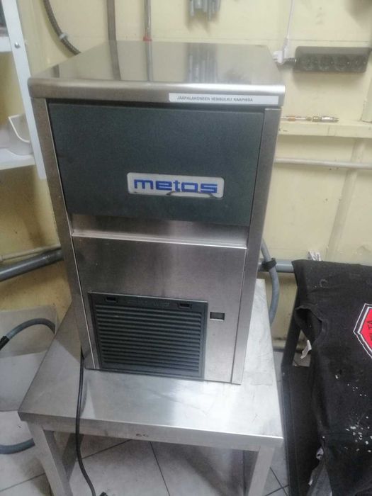 Ледогенератор Метос