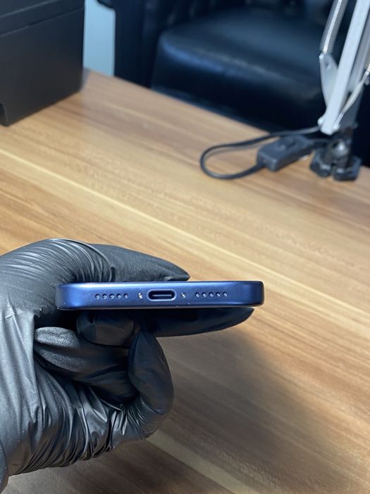 iPhone 17 Pro• 256 GB • Deep Blue