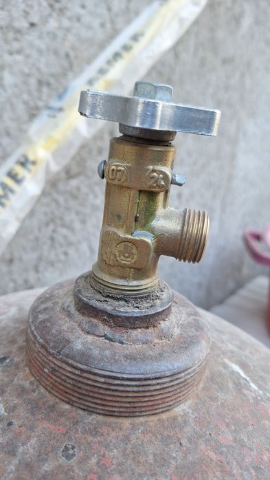 Газовый баллон 70л, кран новый