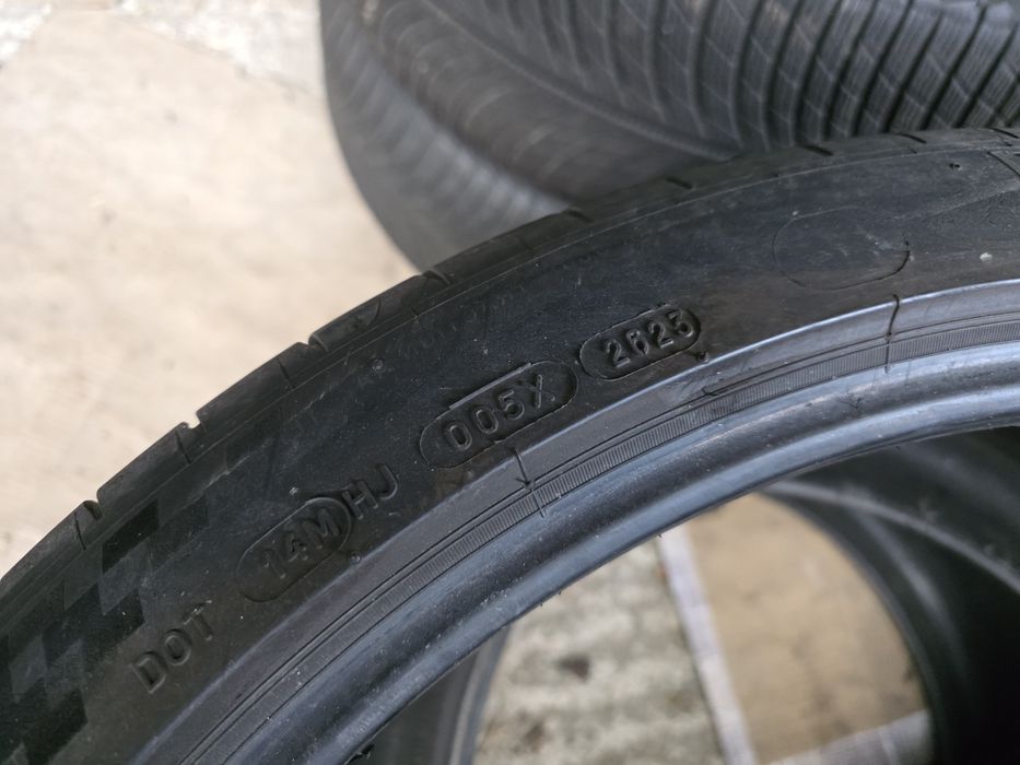 2бр Летни гуми 315 30 22 - Michelin- DOT 2023