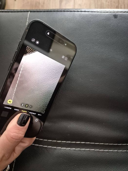 Iphone 16  + кабел + кутия