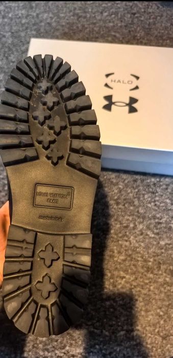 LOUIS VUITTON Hockenheim Moccasin – Black Grainy Leather