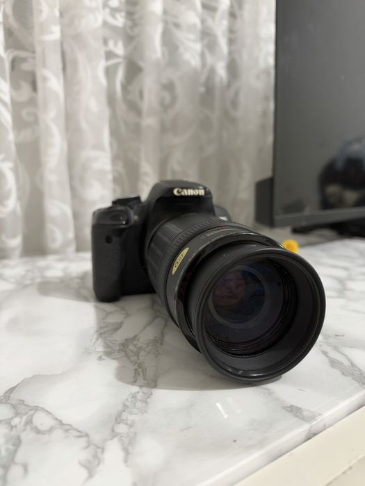 Canon eos 650D + обектив canon Canon EF 70–210mm f/4