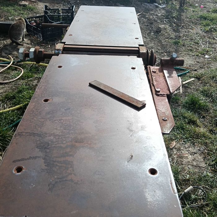 Vand masina de rindeluit.