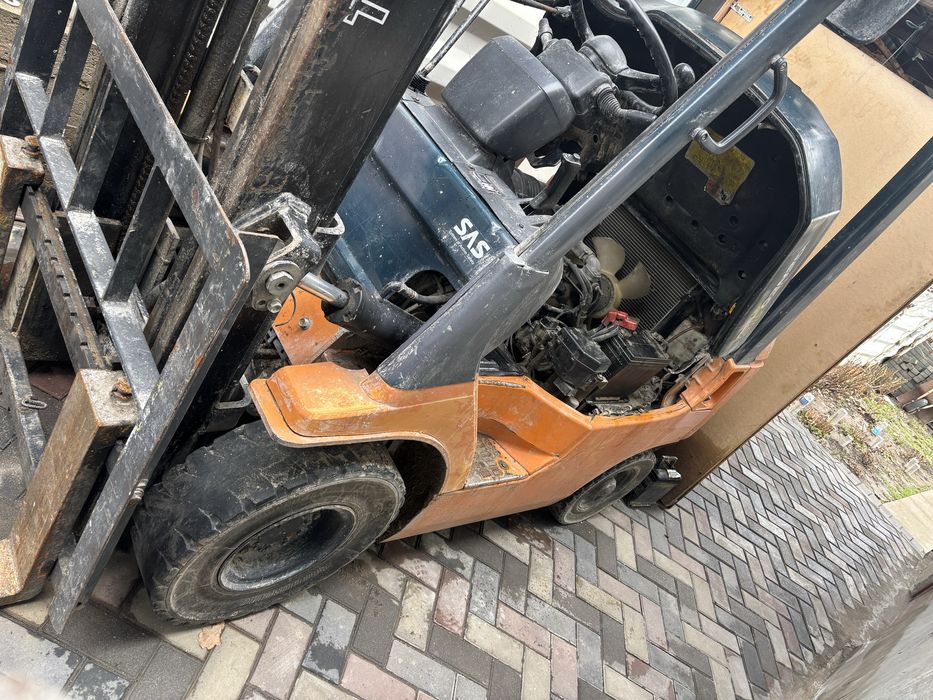 Ремонт вилочных погрузчиков (кара)