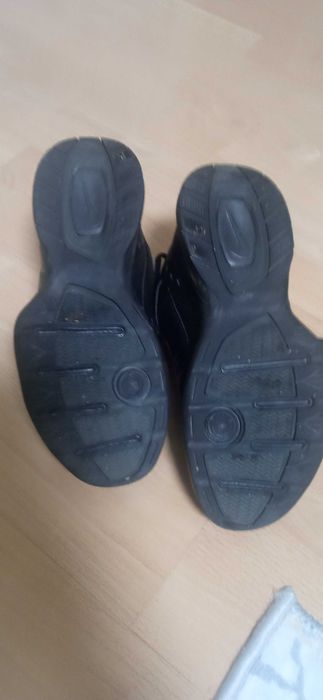 Маратонки Nike 40 номер