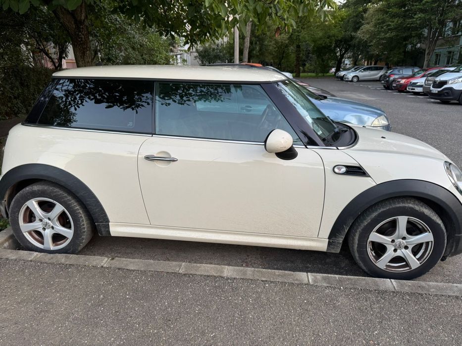 Vand mini Cooper