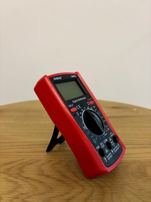 Multimetru Digital – Profesional, Auto-Range, Voltaj, Ohm, Curent