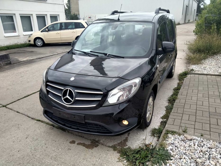 Mercedes-Benz Citan

111 CDI Lang, Ван, Употребяван, За части, Видин