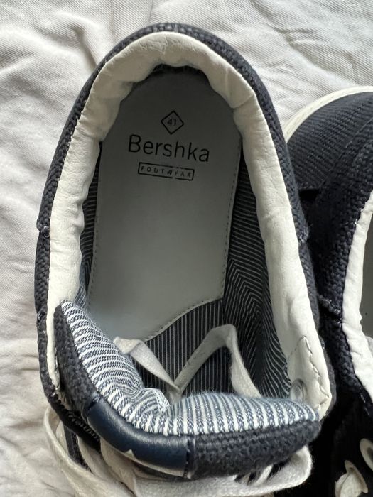 Bershka кецове от плат