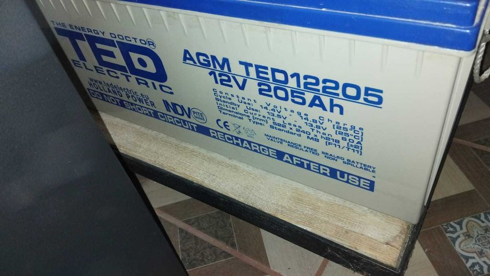 Acumulator TED Electric TED12205 12V 205Ah