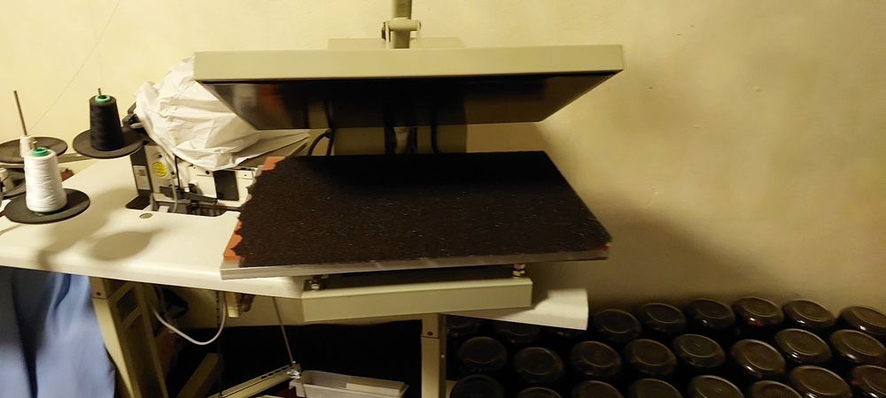 kiyimlarga rasm solish uchunPress dazmol