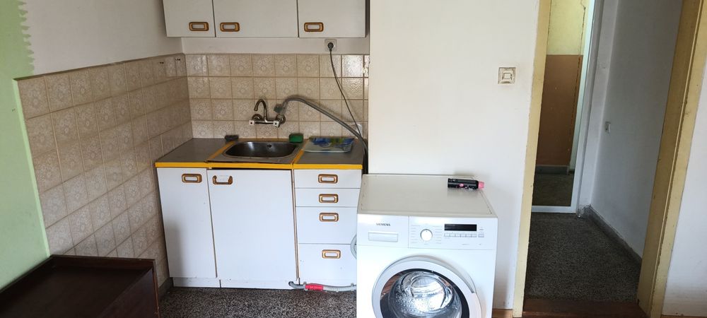 Дава се под наем Едностаен апартамент в Враца, Квартал 72 - 40 кв.м за 199.41 € - Снимка #4