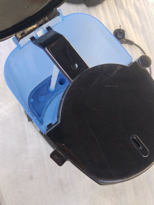 Две капельные кофемашины Филипс и Артель