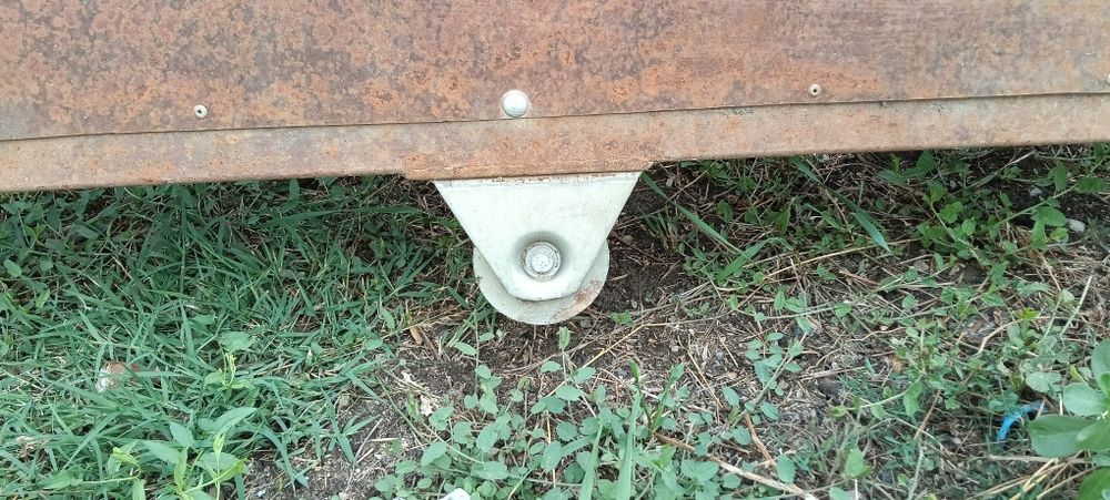 De vânzare poartă metalică