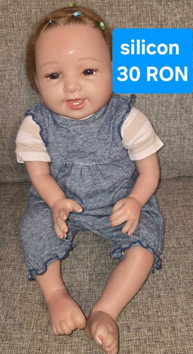 Păpuși din silicon