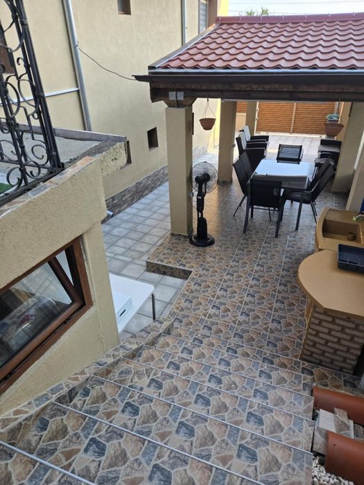 Продава се Къща в Ловеч, Младост - 230 кв.м за 2131 €/кв.м - Снимка #3