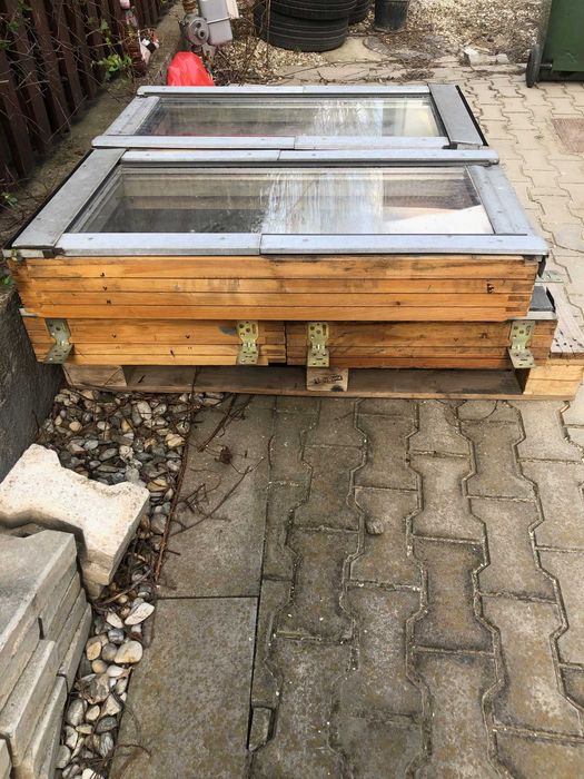 Ferestre mansarda FAKRO FTS-V 55/98 utilizate