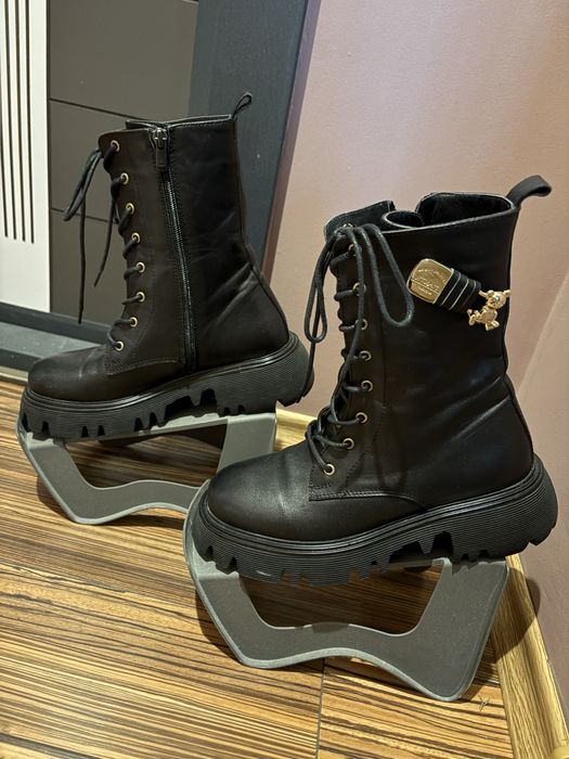 Дамски боти  с цип