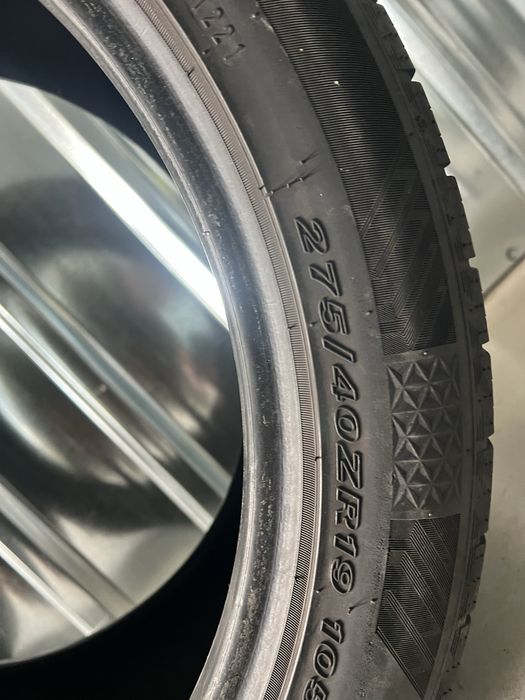 Гуми  275/40/19 2бр.