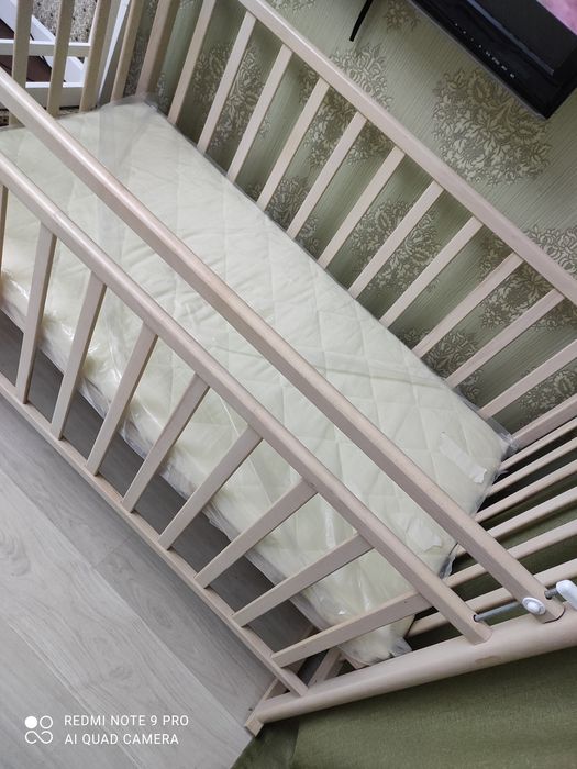 Детская кроватка