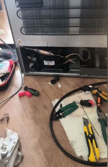 Ремонт холодильников  -  Ремонт морозильников  -  Ремонт витрин