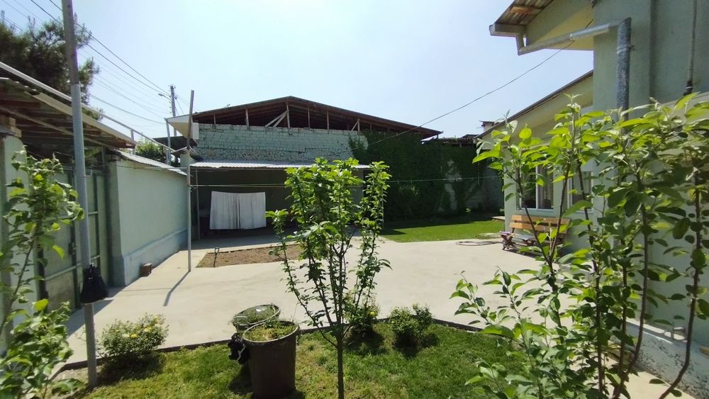 Срочно!!! Продается земля, участок под застройку. Дом торцевой