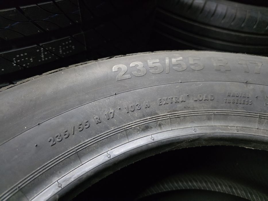 2бр Като нови летни гуми 235 55 17- Continental