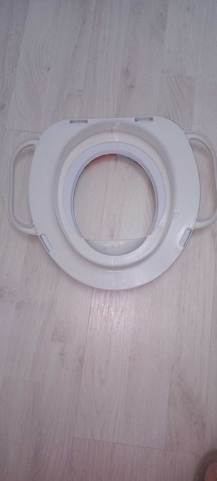 Унитаз учун болаларга юмшокгина