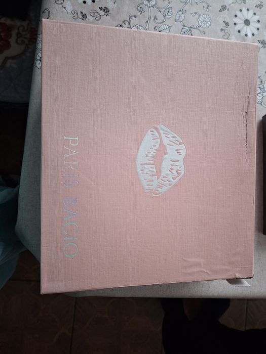 Продам сапоги новые