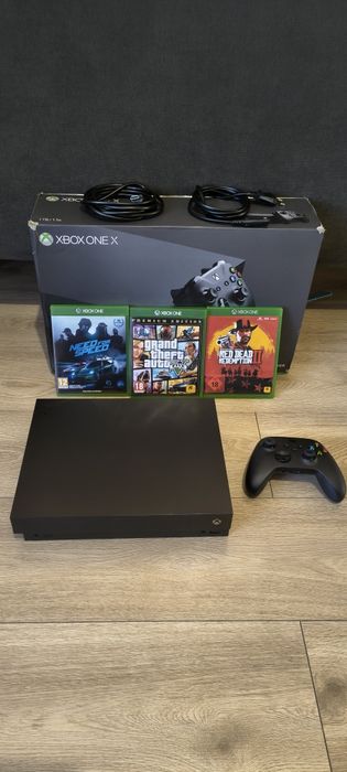 Xbox One X / 1 TB