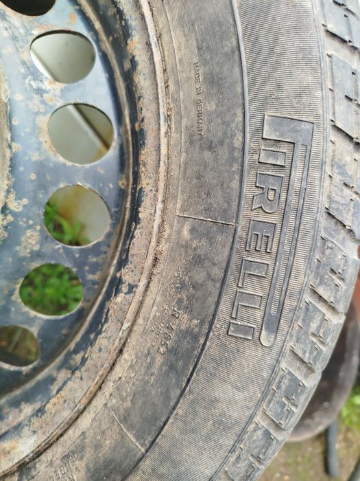 Продам колесо 215/55 R16