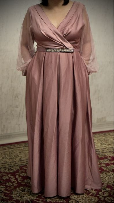 Шикарное вечернее платья