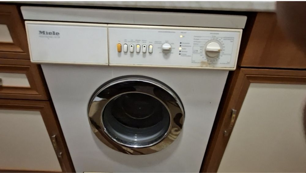 пералня MIELE...