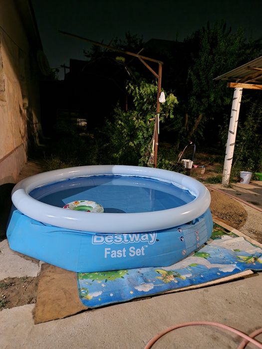 Бассейн,купания,камера для бассейна