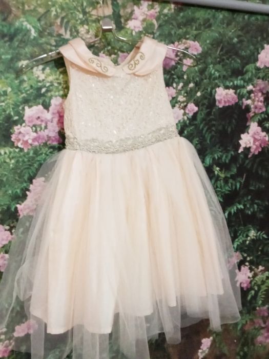 Продам детское платье