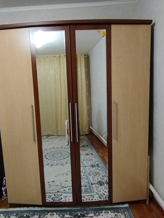 Шкаф, комод, тумбочки, манеж