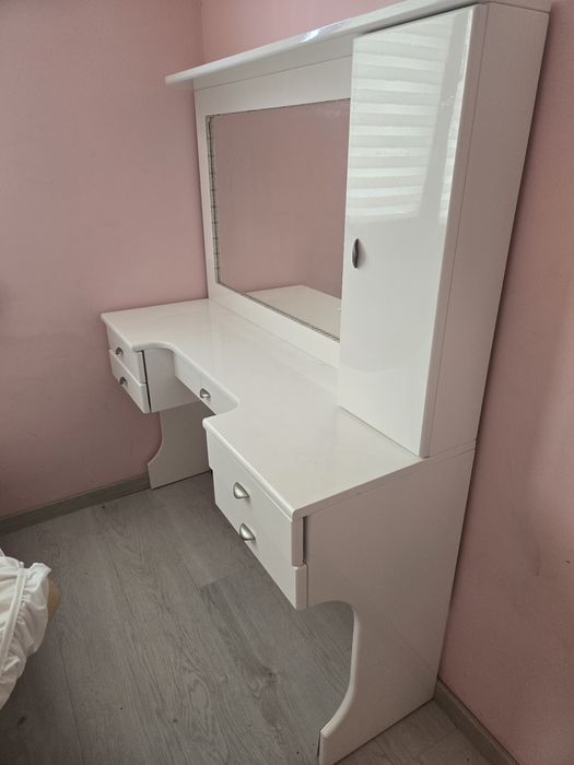 Детска тоалетка за принцеси