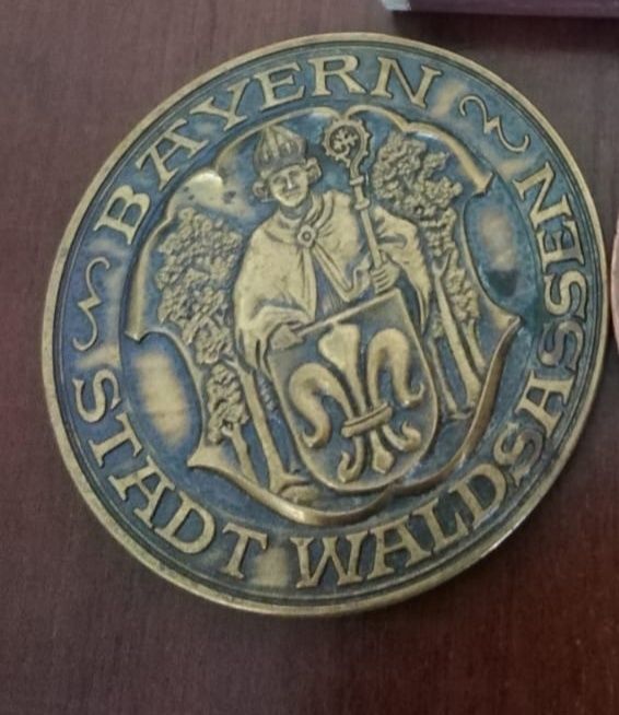 Сувенирная медаль