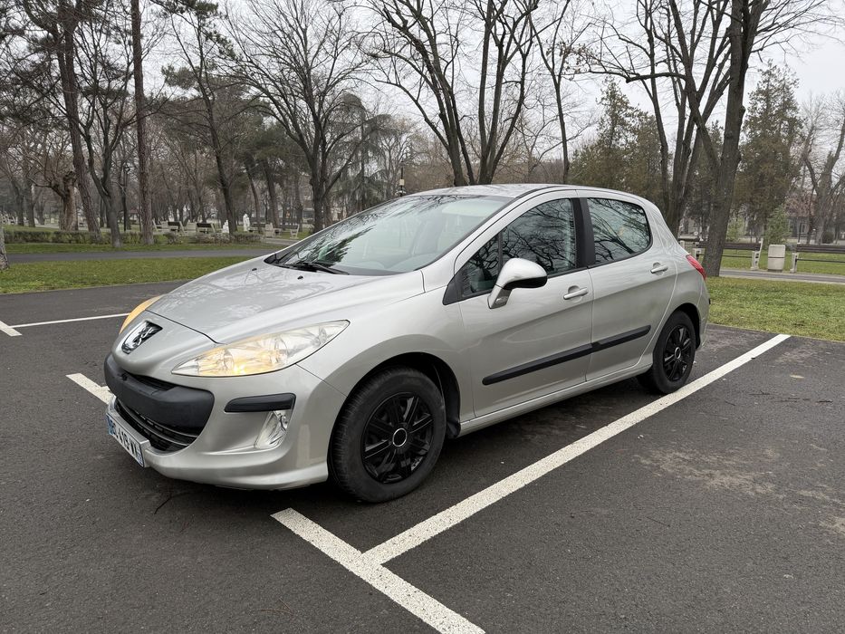 Peugeot 308 1.6i  Пежо 308