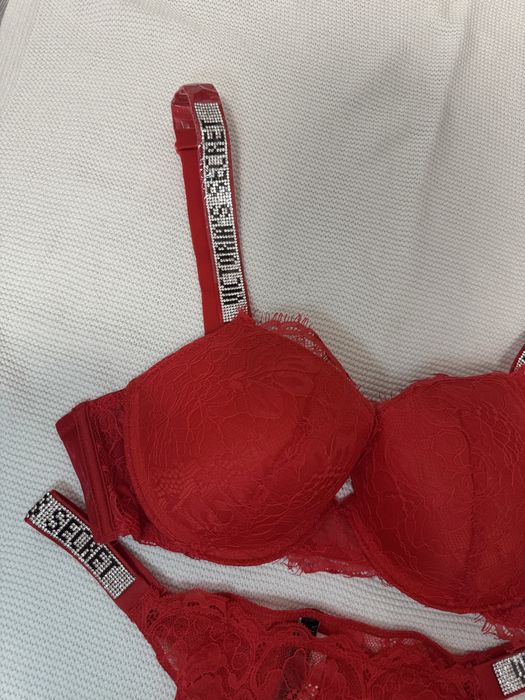 Set lenjerie Victoria Secret’s