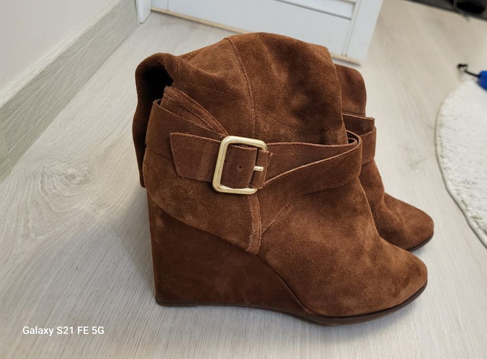 Vand cizme din piele intoarsa nr 38