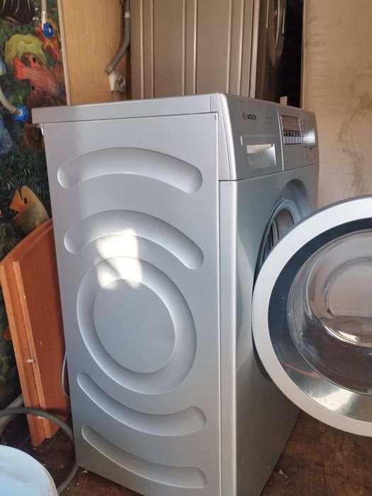 Продам стиральную машину Bosch