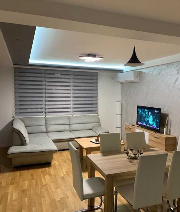 Дава се под наем Тристаен апартамент в Бургас, Лазур - 85 кв.м за 372.3 € - Снимка #1