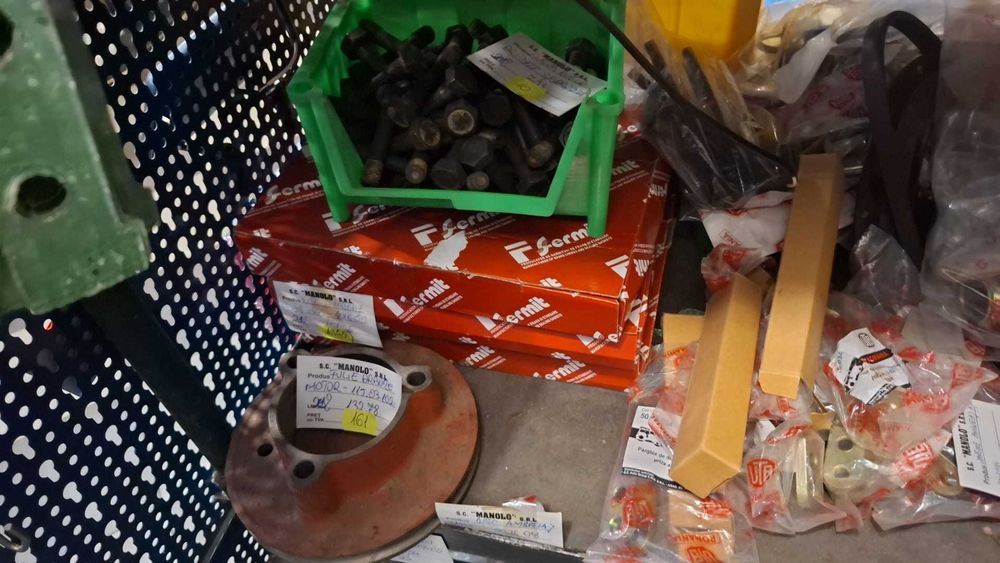 Vand piese Aro, Raba,Tractor U650, U445 si toate tipurile de rulmenti